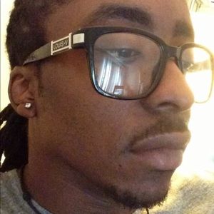 Meet your Posher, Kyle